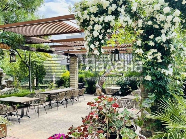 Заведение в к.к. Слънчев бряг - 170 кв.м за 6471 €/кв.м - Снимка #1