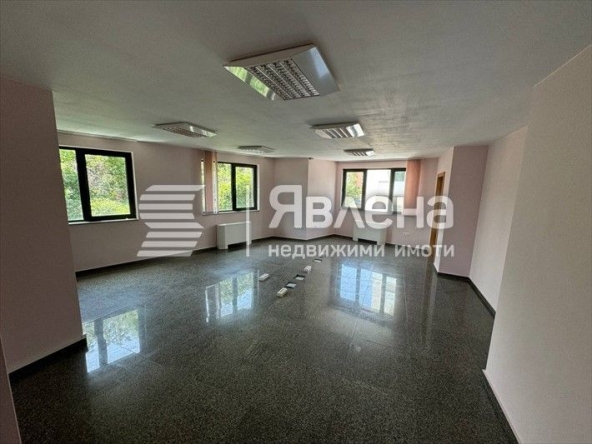 Дава се под наем Офис в София, Кръстова вада - 220 кв.м за 2640 € - Снимка #1