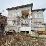 Къща в Аксаково - 234 кв.м за 881 €/кв.м - Снимка #1