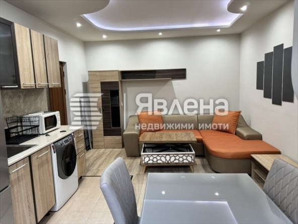 Дава се под наем Двустаен апартамент в София, Оборище - 38 кв.м за 650 € - Снимка #1