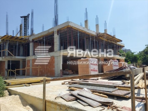 Двустаен апартамент в Варна, Владислав Варненчик - 72 кв.м за 1077 €/кв.м - Снимка #1