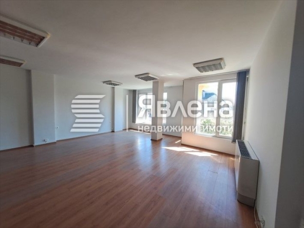 Дава се под наем Офис в София, Оборище - 115 кв.м за 900 € - Снимка #1
