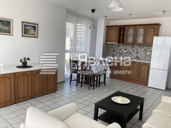 Дава се под наем Тристаен апартамент в Варна, Левски - 85 кв.м за 660 € - Снимка #1