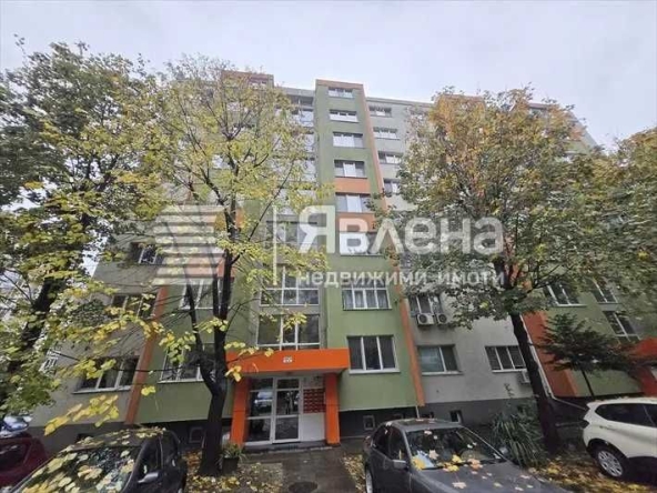 Двустаен апартамент в София, Център - 60 кв.м за 2250 €/кв.м - Снимка #1