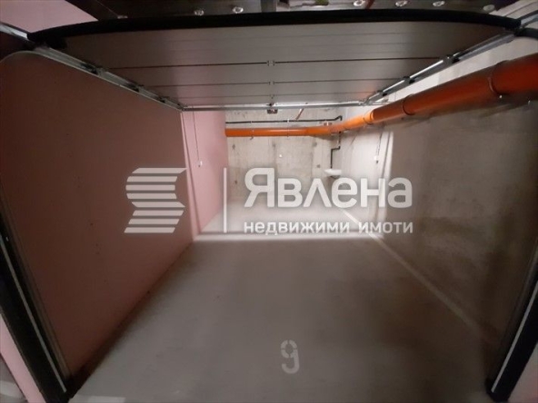 Дава се под наем Гараж / Паркомясто в Варна, Чаталджа - 20 кв.м за 200 € - Снимка #1