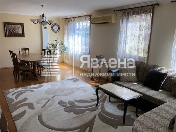Дава се под наем Тристаен апартамент в Варна, Чаталджа - 110 кв.м за 997.05 € - Снимка #1