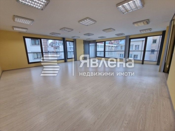 Дава се под наем Офис в София, Лозенец - 288 кв.м за 2887 € - Снимка #1