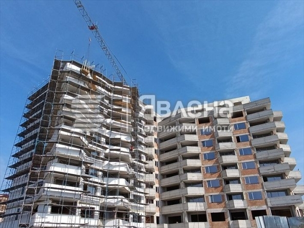 Двустаен апартамент в Варна, Възраждане 4 - 89 кв.м за 711 €/кв.м - Снимка #1