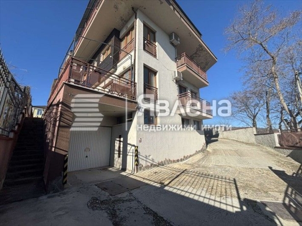 Хотел в Варна, Чайка - 371 кв.м за 825 €/кв.м - Снимка #1