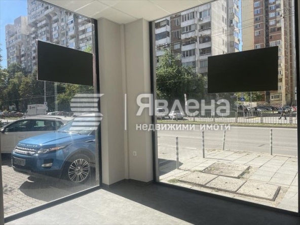 Дава се под наем Магазин в София, Център - 110 кв.м за 1500 € - Снимка #1