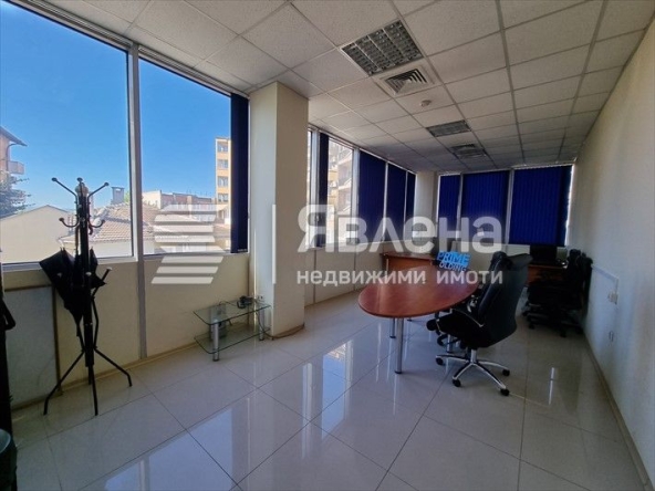 Офис в Велико Търново, Център - 30 кв.м за 510 €/кв.м - Снимка #1