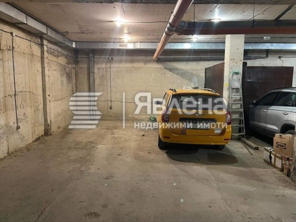 Гараж / Паркомясто в Варна, Цветен квартал - 20 кв.м за 434 €/кв.м - Снимка #1