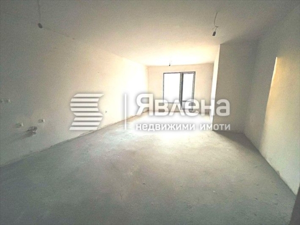 Тристаен апартамент в Варна, Левски - 111 кв.м за 947 €/кв.м - Снимка #1