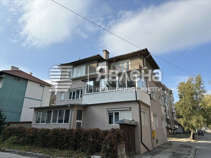 Етаж от къща в Добрич, Център - 83 кв.м за 525 €/кв.м - Снимка #1