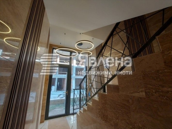 Четиристаен апартамент в Пловдив, Христо Смирненски - 109 кв.м за 1424 €/кв.м - Снимка #1
