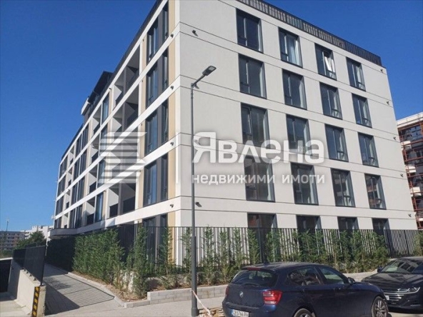 Тристаен апартамент в София, Малинова долина - 95 кв.м за 1948 €/кв.м - Снимка #1