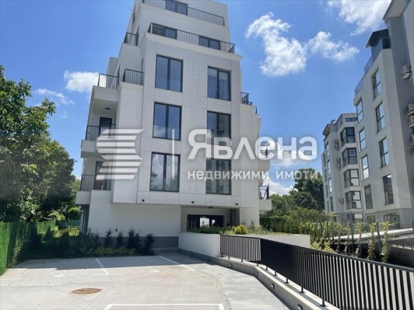 Двустаен апартамент в София, Кръстова вада - 82 кв.м за 2500 €/кв.м - Снимка #1