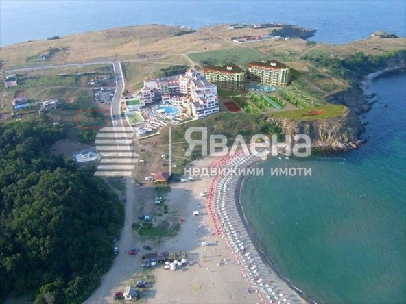 Парцел в с. Синеморец, Област Бургас - 2725 кв.м за 109 €/кв.м - Снимка #1