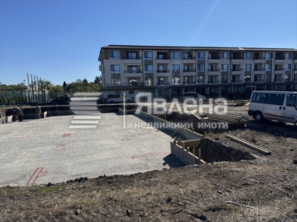 Двустаен апартамент в Бургас, Сарафово - 62 кв.м за 1337 €/кв.м - Снимка #1