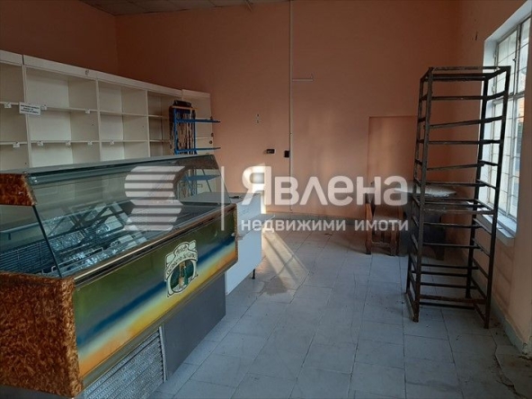 Магазин в Ямбол, Каргон - 200 кв.м за 384 €/кв.м - Снимка #1