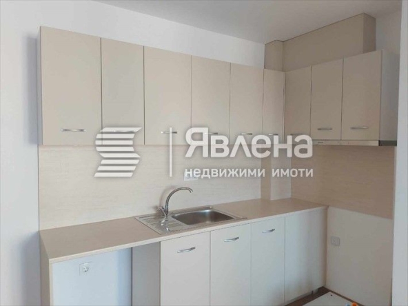 Дава се под наем Двустаен апартамент в Ямбол, Аврен - 45 кв.м за 230 € - Снимка #1