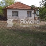 Къща в с. Робово, Област Ямбол - 42 кв.м за 191 €/кв.м - Снимка #1