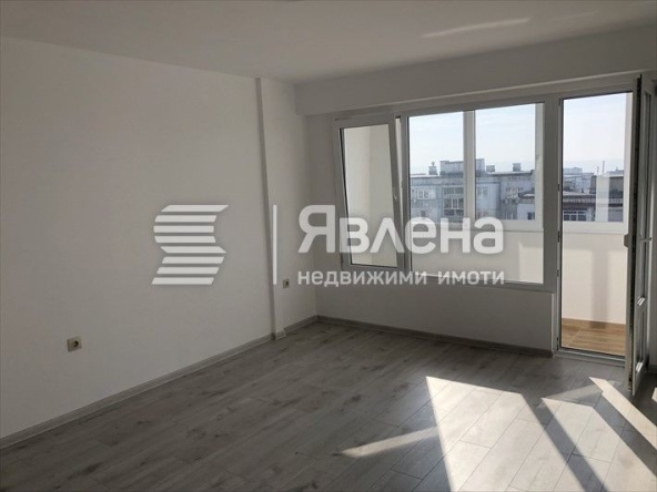 Двустаен апартамент в Варна, Владислав Варненчик - 42 кв.м за 1903 €/кв.м - Снимка #1