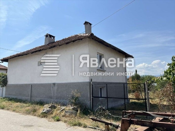 Къща в с. Райово, Област София-област - 70 кв.м за 958 €/кв.м - Снимка #1