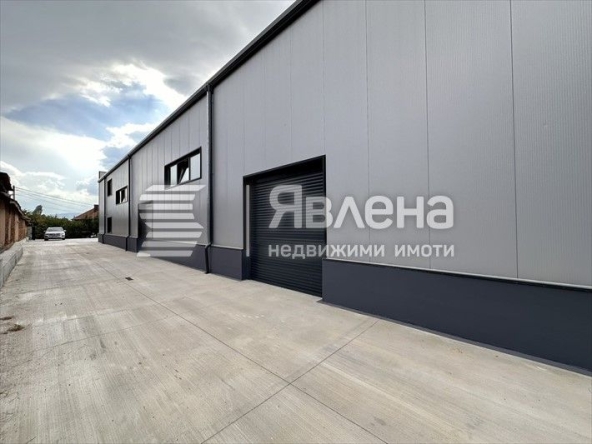 Дава се под наем Склад в София, Илиянци - 1140 кв.м за 7000 € - Снимка #1