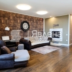 Четиристаен апартамент в Варна, Бриз - 225 кв.м за 2222 €/кв.м - Снимка #1