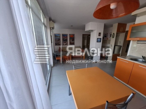 Двустаен апартамент в к.к. Слънчев бряг - 58 кв.м за 1156 €/кв.м - Снимка #1