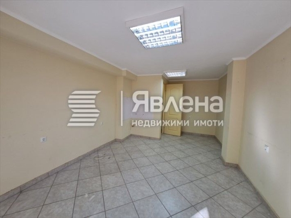 Дава се под наем Офис в Варна, Чаталджа - 18 кв.м за 179 € - Снимка #1