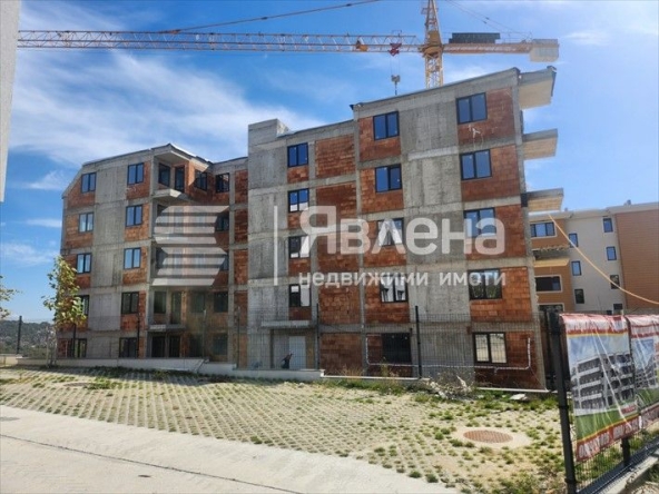Двустаен апартамент в Варна, Виница - 68 кв.м за 1309 €/кв.м - Снимка #1