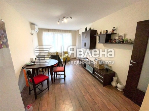 Двустаен апартамент в Бургас, Лазур - 63 кв.м за 2302 €/кв.м - Снимка #1