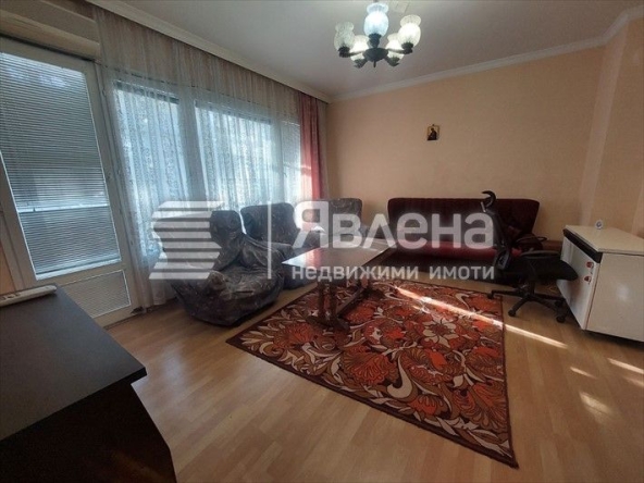 Тристаен апартамент в Пловдив, Кючук Париж - 80 кв.м за 1400 €/кв.м - Снимка #1