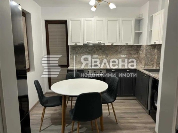 Дава се под наем Двустаен апартамент в Варна, Левски - 50 кв.м за 409 € - Снимка #1