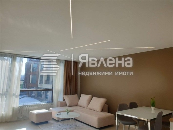 Дава се под наем Двустаен апартамент в ж.Южен парк - 65 кв.м за 750 € - Снимка #1