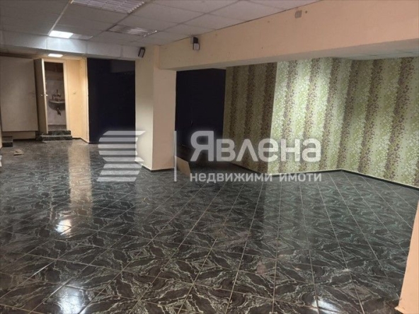 Магазин в Бургас, Възраждане - 93 кв.м за 1183 €/кв.м - Снимка #1