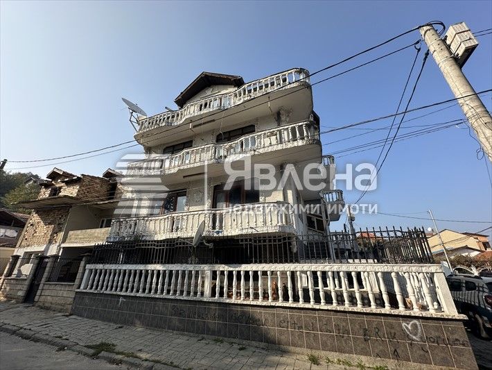 Къща в Варна, Аспарухово - 492 кв.м за 601 €/кв.м - Снимка #1