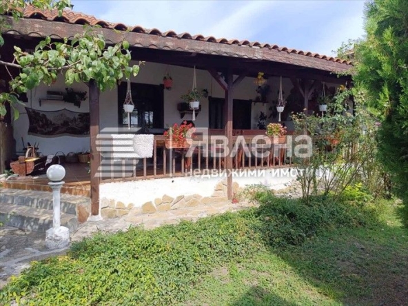 Къща в Плиска - 260 кв.м за 616 €/кв.м - Снимка #1