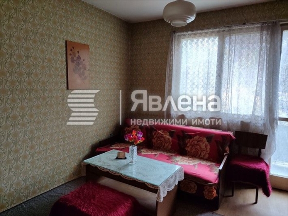 Четиристаен апартамент в Провадия - 100 кв.м за 495 €/кв.м - Снимка #1