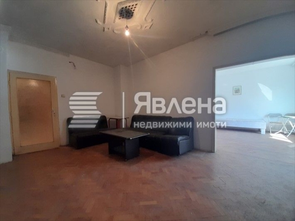 Тристаен апартамент в Варна, Колхозен пазар - 100 кв.м за 1490 €/кв.м - Снимка #1