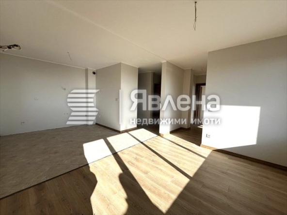 Четиристаен апартамент в Варна, Виница - 119 кв.м за 1750 €/кв.м - Снимка #1