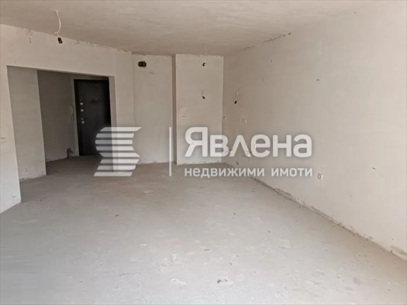 Тристаен апартамент в Варна, Левски - 111 кв.м за 1856 €/кв.м - Снимка #1