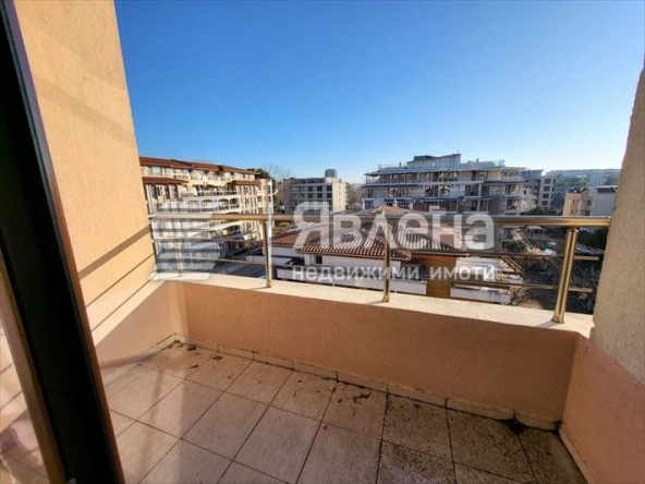 Двустаен апартамент в к.к. Слънчев бряг - 55 кв.м за 1435 €/кв.м - Снимка #1