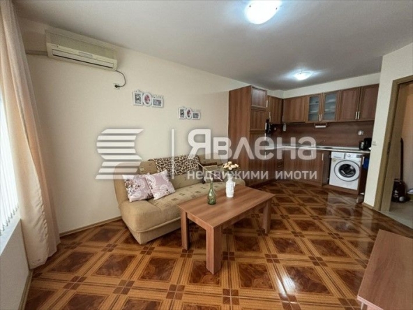 Двустаен апартамент в к.к. Слънчев бряг - 53 кв.м за 1151 €/кв.м - Снимка #1