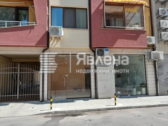 Дава се под наем Офис в Пловдив, Кършияка - 23 кв.м за 280 € - Снимка #1