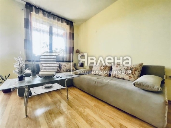Двустаен апартамент в с. Приселци, Област Варна - 56 кв.м за 1340 €/кв.м - Снимка #1