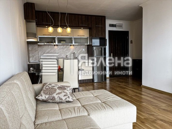 Двустаен апартамент в Свети Влас - 67 кв.м за 1642 €/кв.м - Снимка #1