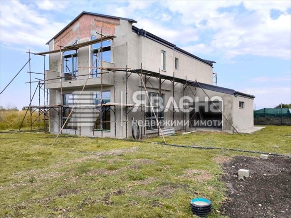 Къща в с. Равно поле, Област София-област - 270 кв.м за 1445 €/кв.м - Снимка #1